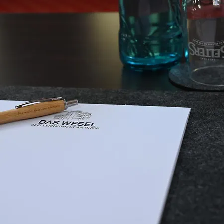 Wesel - Dein Am Rhein מלון אוברווסל