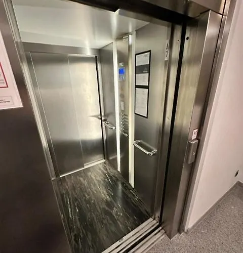 Wesel - Dein Am Rhein 酒店 *